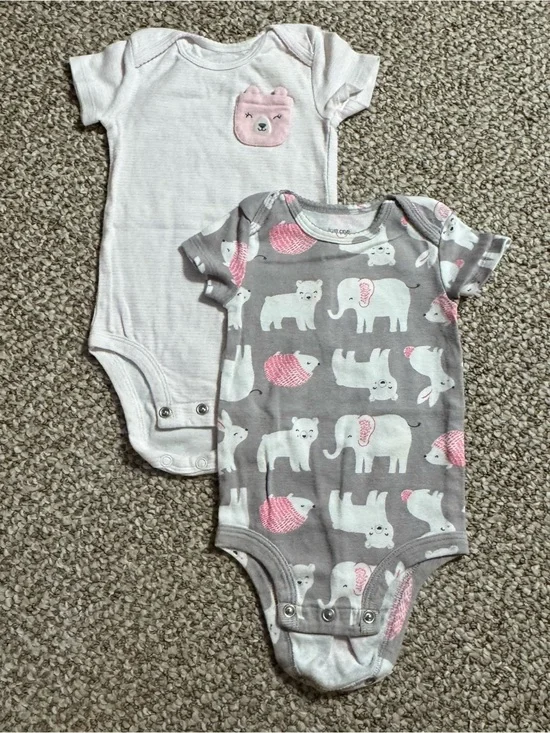 Lot of 2 Carter's Baby Girl Bodysuits Bear Pocket Elephant Hedgehog 6 Months