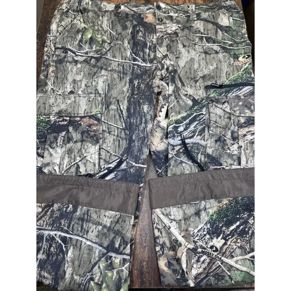 Mossy Oak Country DNA Camo Cargo Pants Mens XXL 44-46 Hunting Stretch