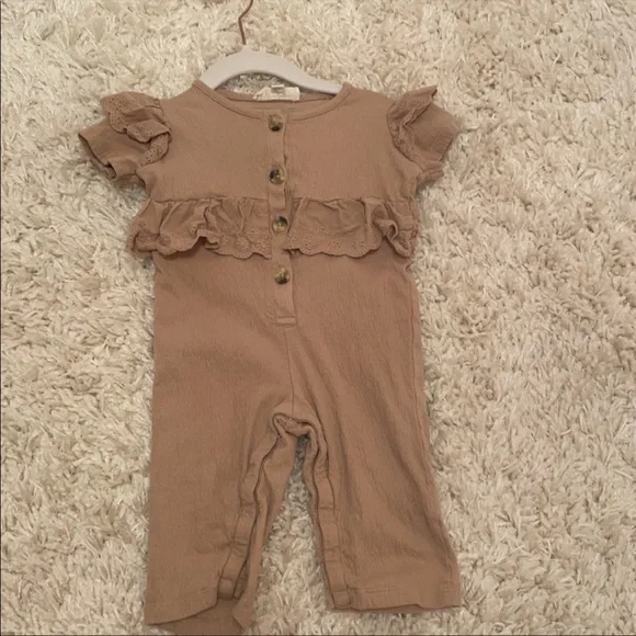 Boho Chic Jessica Simpson Coco Brown Eyelet Romper! Worn one time!