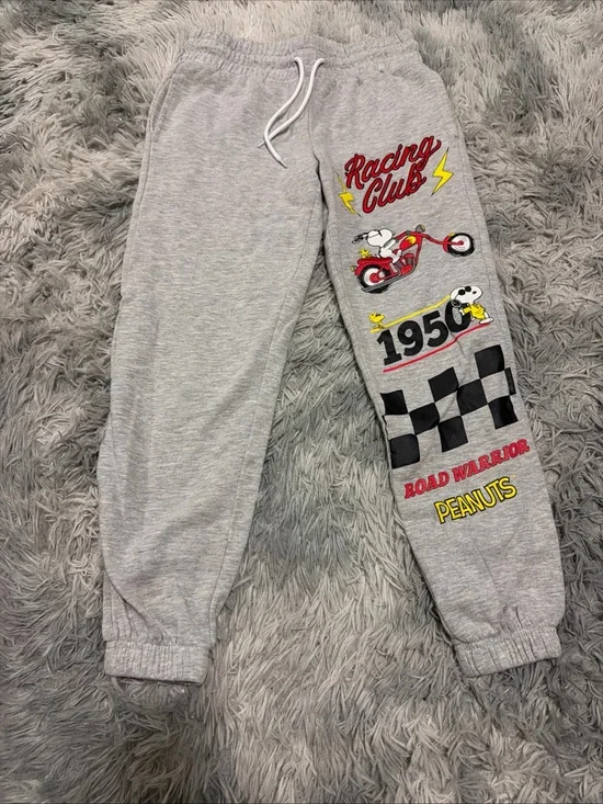 Peanuts Snoopy Racing Club Graphic Jogger Sweatpants Small