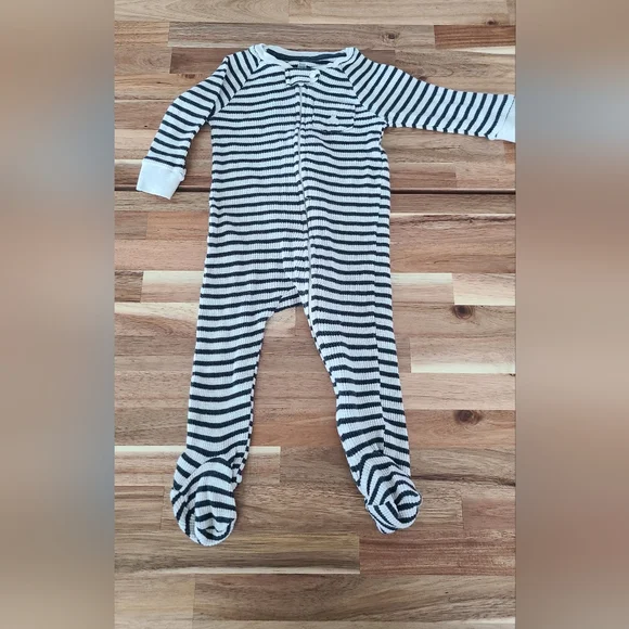 Baby‎ gap Girl Boy sleeper 6-9 Months