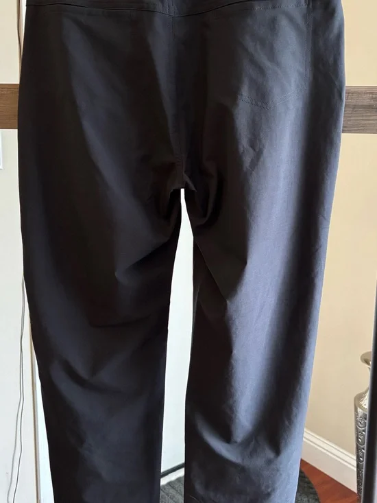 Greg Norman Collection Black Men's Chino Pants 34 x 29
