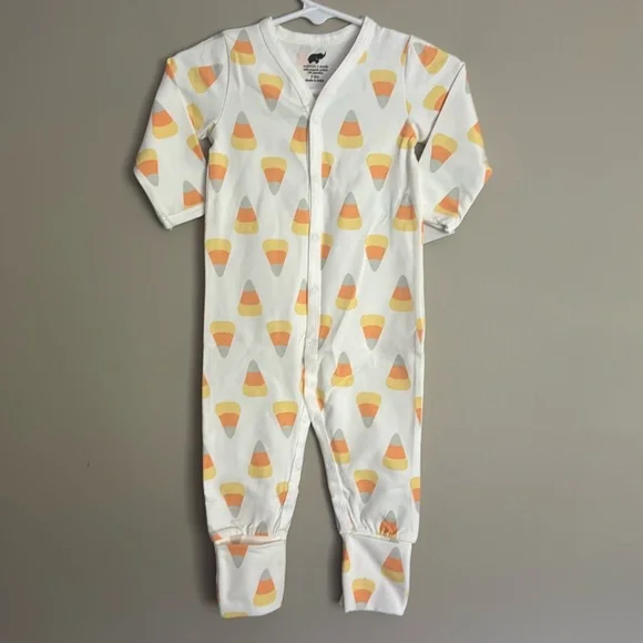 NWT- Monica and Andy Organic Cotton Baby Pajamas Candy Corn