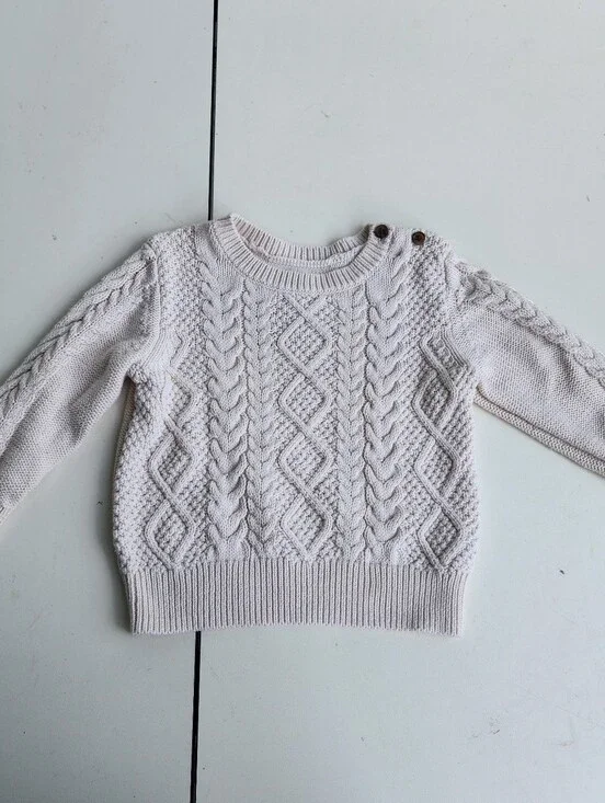 Baby GAP Size 18-24 Months Ivory  Cream Long Sleeved Cable Knit Sweater Cotton