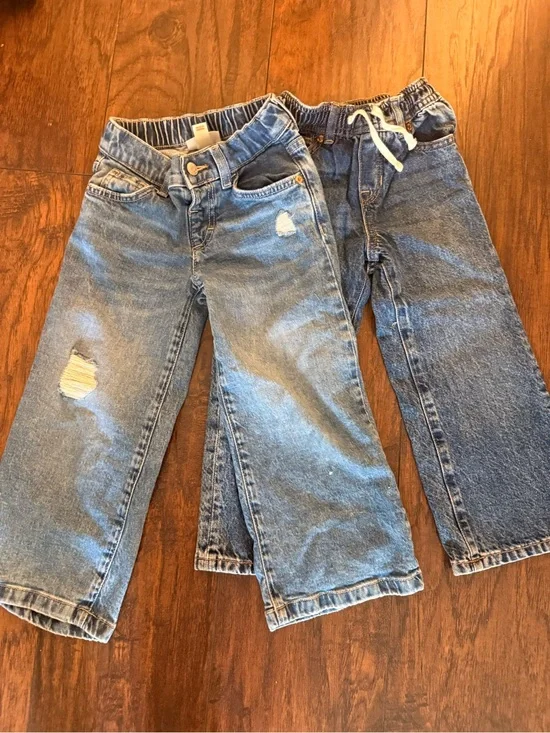 2 Blue Denim Jeans - Wide Leg