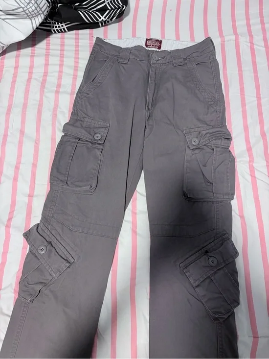 Vintage grey cargo pants from the 90s