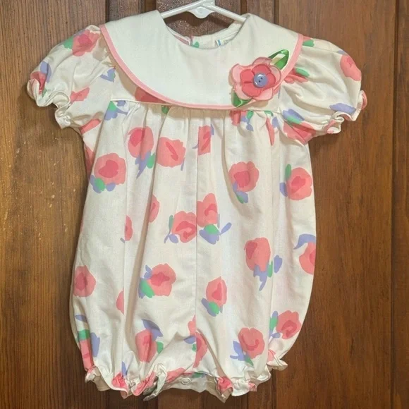 Vintage Floral Bubble Romper with Peter Pan Collar Size 6-9 Months