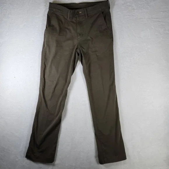 L.L. Bean‎ Mens Pants 31x32 Standard Fit Khaki Chino Coolmax Stretch