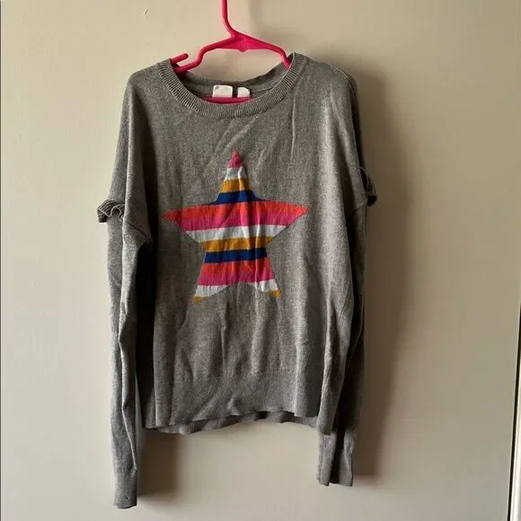 GAP Gray Sweater with Colorful Star