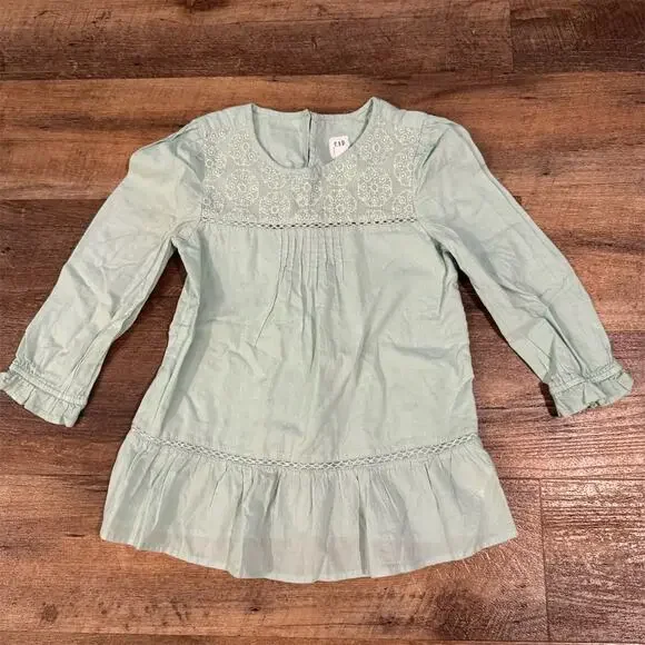 Gap Kids Embroidered Pintuck Blouse Mint Green Size M Ruffled Hem Farmhouse Boho