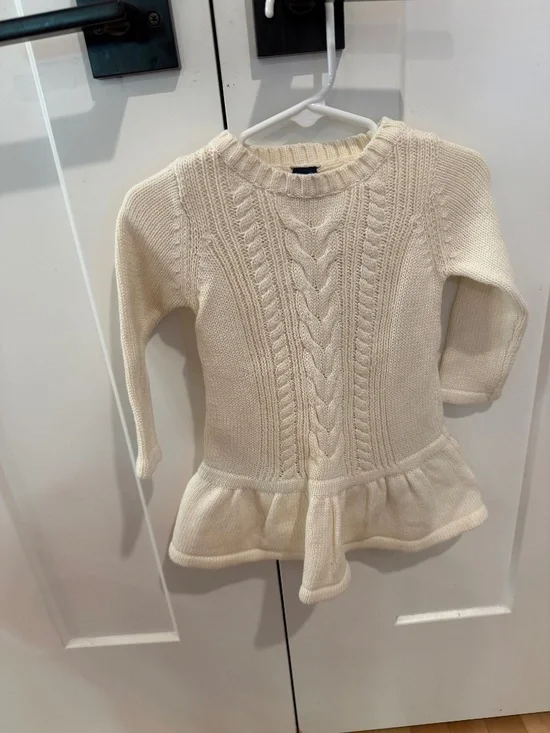 New w/o tags Baby Gap CableKnit Girls 12-18 mo, Pullover Sweater Dress Crew Neck