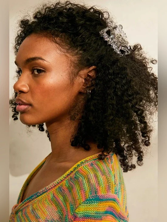 New🌟Urban Outfitters-Glitter Claw Clip-Gold