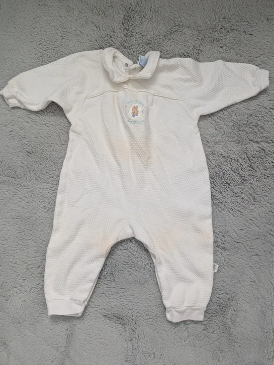 Vintage 90s Peter Rabbit & Friends Quilted One Piece Romper White | Large