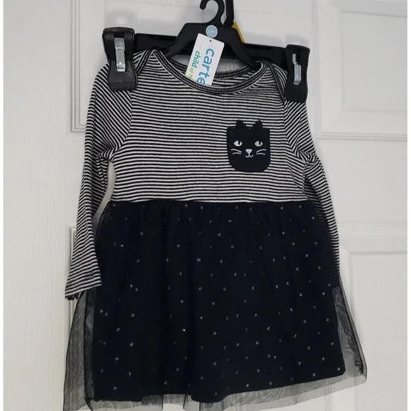 Carter Infant 2 piece Set long sleeve Black & White Size  3-6 M‎