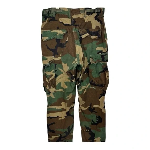 VINTAGE U.S. Military Woodland Camouflage BDU Cargo Pants