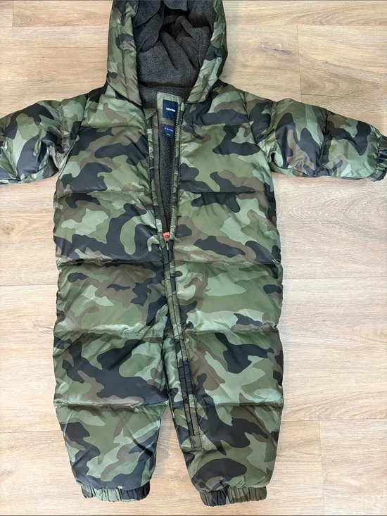 GAP BabyGap Camo Quilted Green Brown Hooded Snowsuit