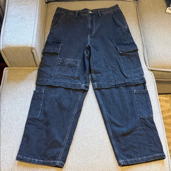 H&M Men's Black Cargo/Jean Pants