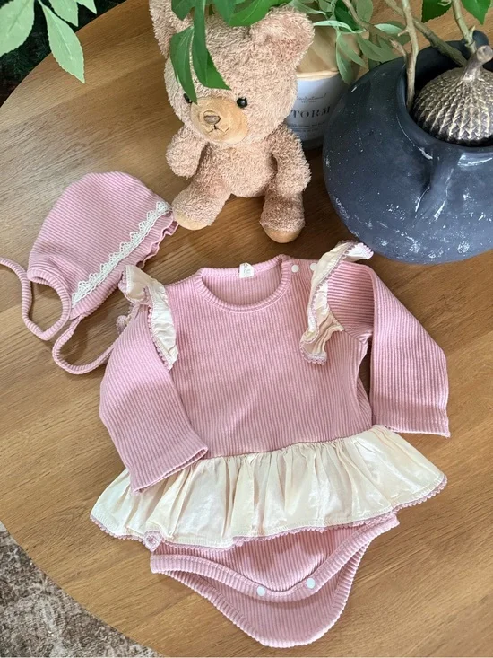 Pink Ribbed Ruffle Baby One-Piece with Cream Skirt & Bonnet