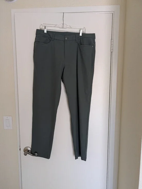 Lululemon Athletic Men's Green Stretch Chinos 35 Warpstene LM5AO1S