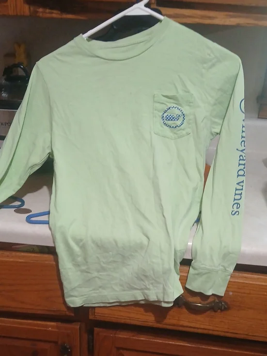 Vineyard Vines Mint Green Long Sleeve Pocket Tee with Sleeve Logo