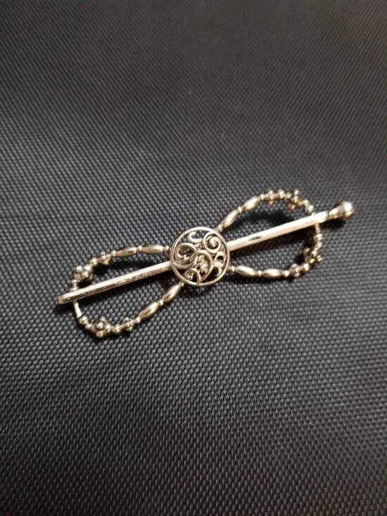 Lilla Rose Celtic Knot Flexi Silver Hair Clip