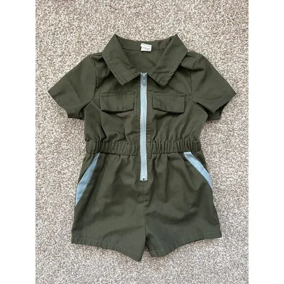 SHEIN Baby Utility Romper Olive Green Zip Front Cargo One‎ Piece 12-18M