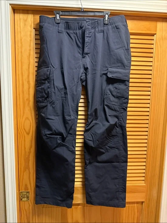 Under Armour Men’s Cargo Pants in Navy Blue- Tactical Utility Workwear 38x32