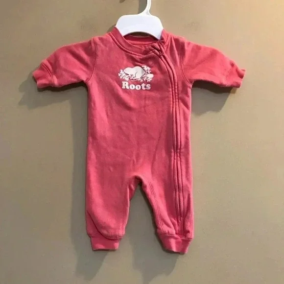 ROOTS Canada Baby Infant Pink Fleece Sweater Zip One Piece Sz 3 - 6 Months S