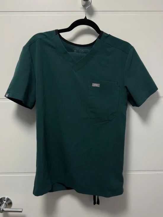 Forest Green Figs Scrub Set (Top + Pants)