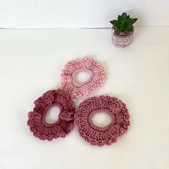 Hair Scrunchy Set Hand Crafted Pink CrochetBoho Messy Bun Ruffle