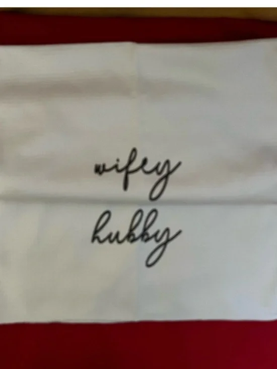 Wifey & Hubby Bathroom Hand Towel Set