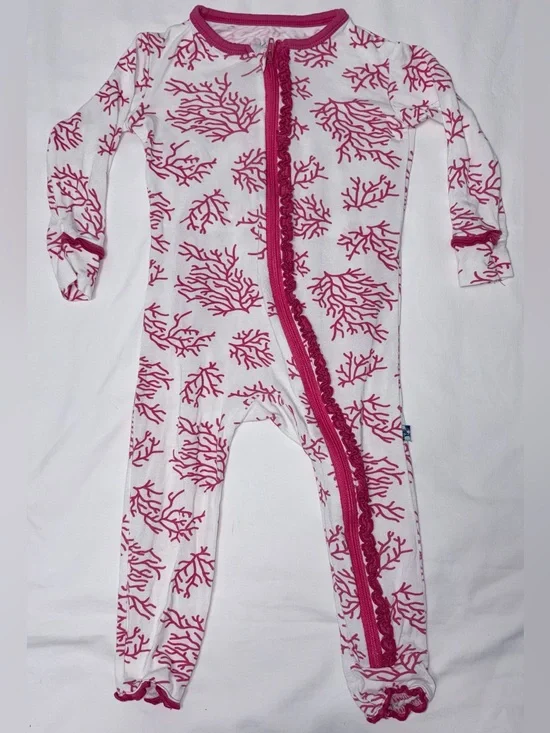 Kickee Pants pink and white sleeper with drop seat sz 12-18 months EUC