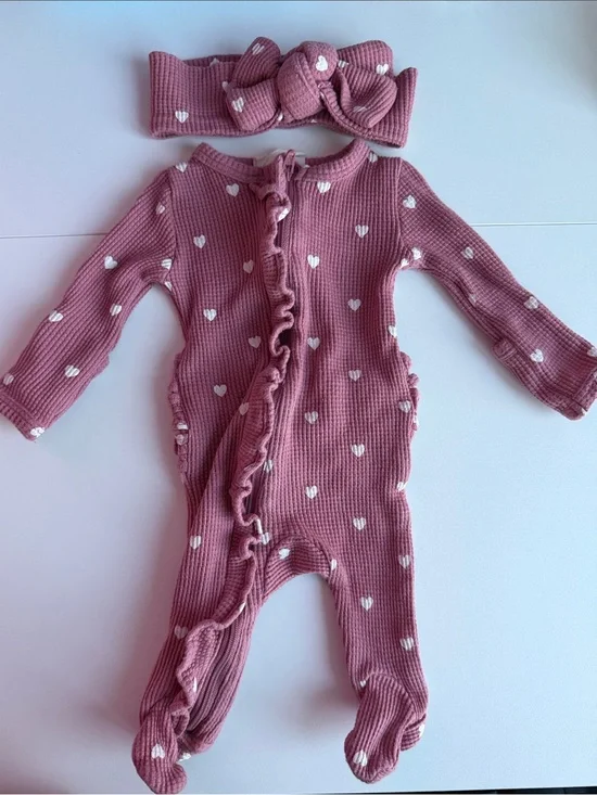 Spearmint Mauve pink Heart-Print Ruffle One-Piece with Headband
