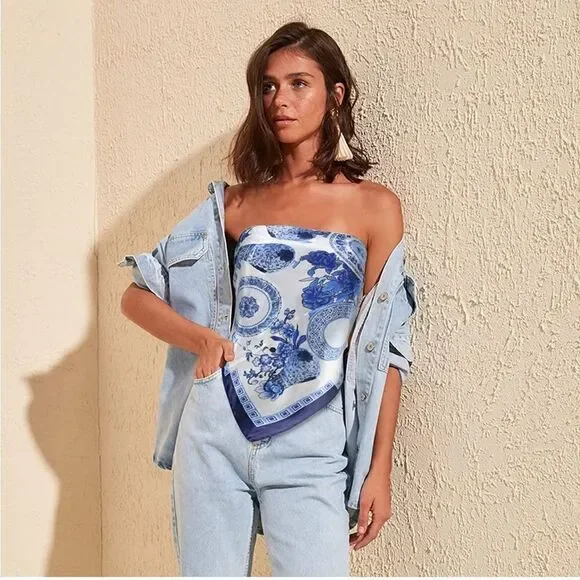 Blue and white porcelain print Silky Scarf