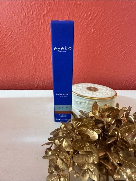 Eyeko Lash Alert Mascara — Blue Packaging