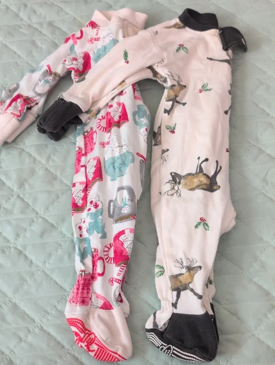 Burt's Bees Baby Holiday Footed Pajamas Size Newborn Set Of 2