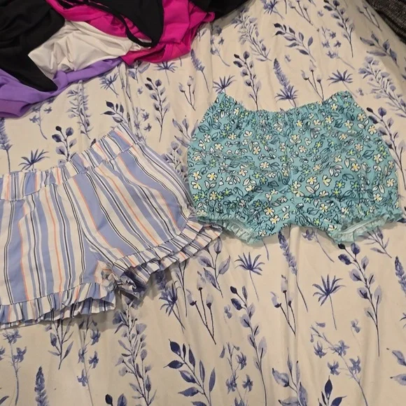 ❤️10/$13 Nwot 2 pack carter's shorts