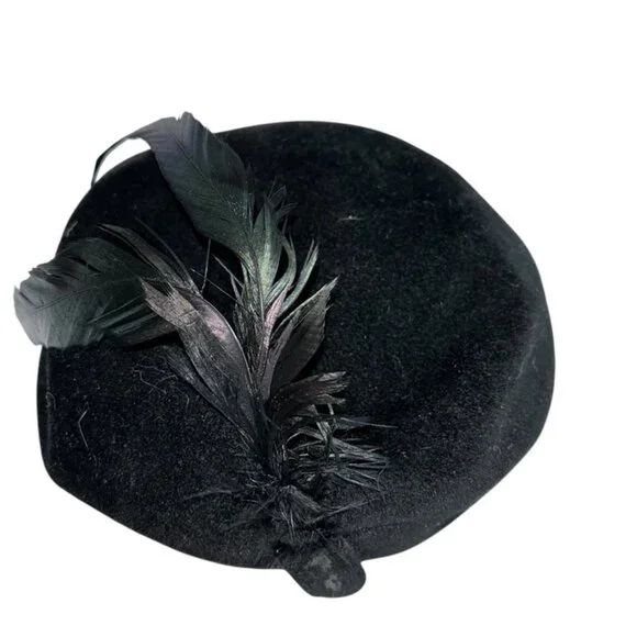 Vintage Muriel black velvet feathers woman's beret cap hat