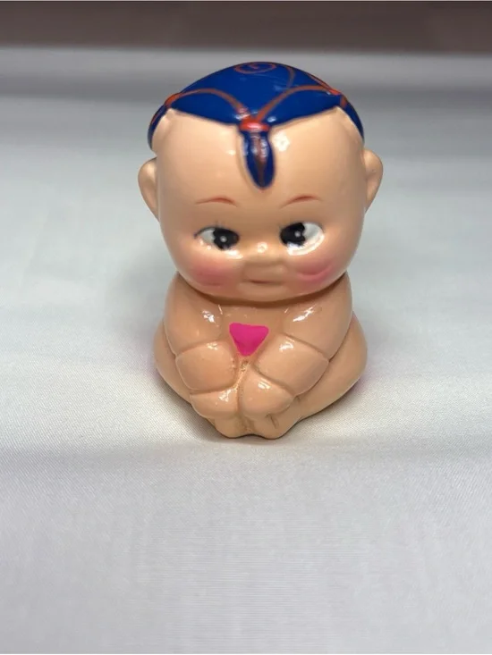 Vintage ** KEWPIE DOLL** Pencil Sharpener 2