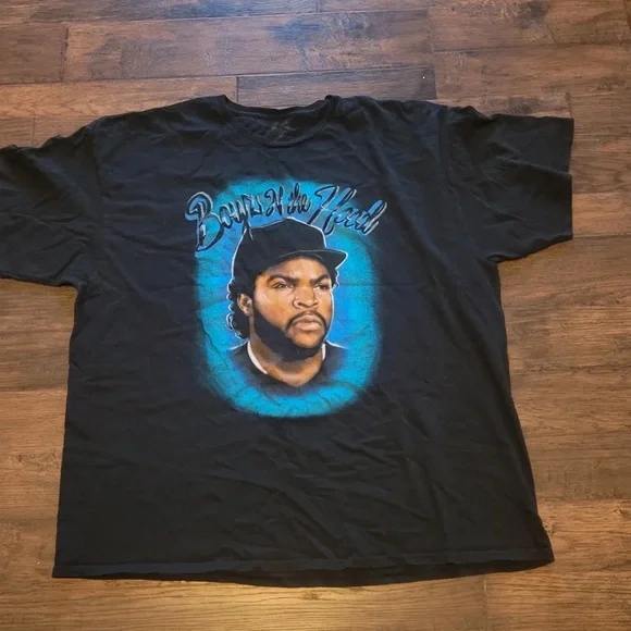 Black Short-Sleeve Graphic Tee with Blue Portrait Design