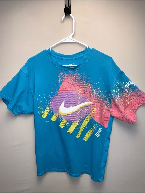 The Nike Tee Mens S Blue Graphic Kyrie Irving Short Sleeve Crew Neck Y2K Cotton