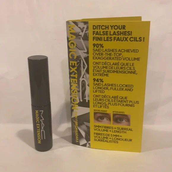 MAC Magic Extension 5mm Fibre Mascara 0.1oz Travel Purse Size