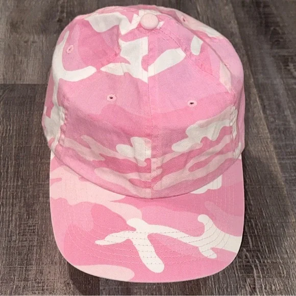 💞 Pink & White Camouflage Hat