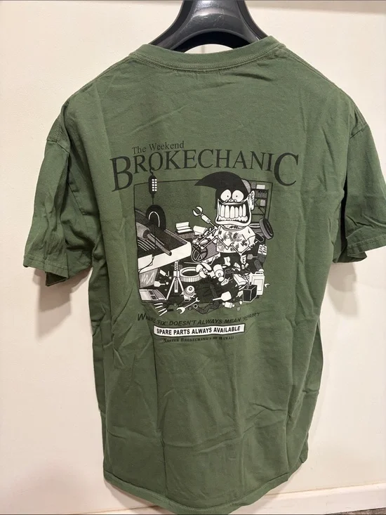 Brokechanic Graphic Short Sleeve Tee in Olive Green