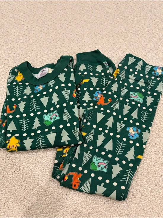 Hanna Andersson Green Pokémon Pajama Set with Multicolor Characters