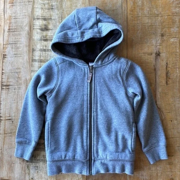 Carter’s boys fleece hoodie size 4/5y