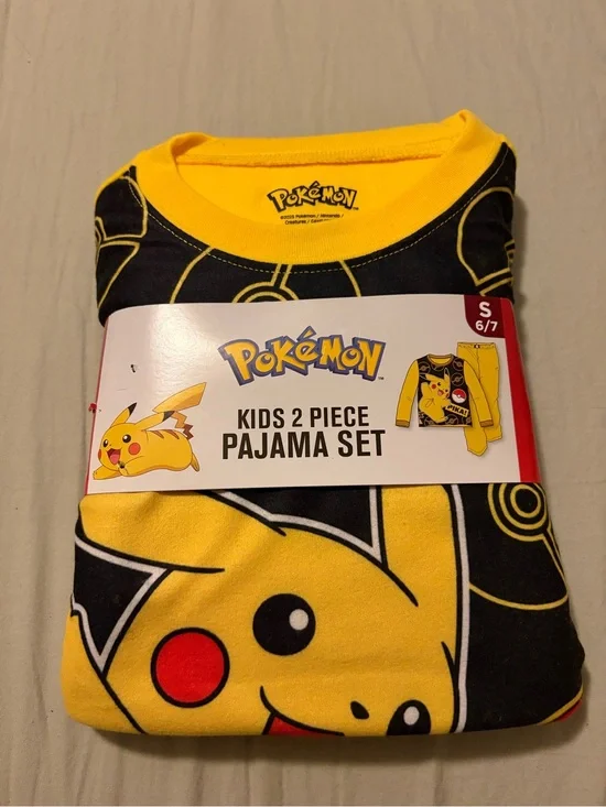 Pokemon Kids 2-Piece Pajama Set Yellow Black Pikachu
