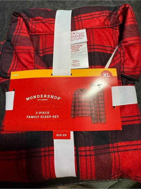 Wondershop Red and Black Plaid Kids 2-Piece Pajama Set