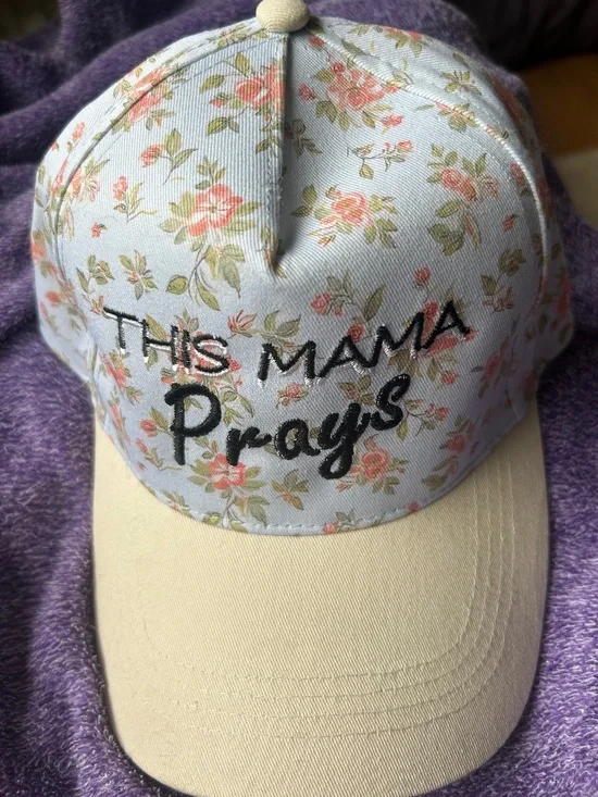 New Women’s Embroidered Baseball Cap