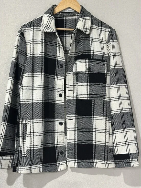 ZARA Men’s Woven Plaid Overshirt Men’s Size SMALL Black And White Checkered